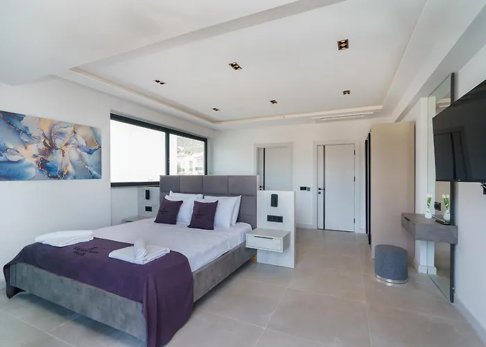 Port Alissia * 卡斯